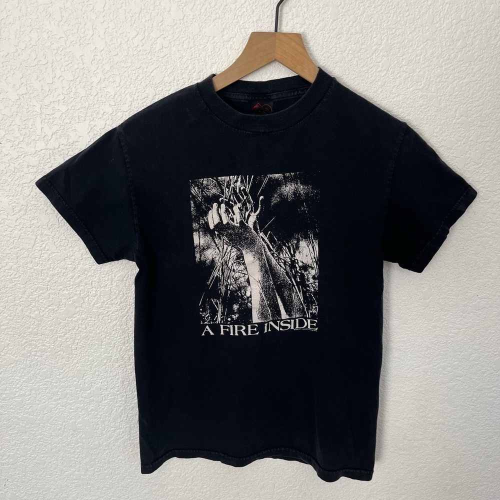 Vintage 2004 AFI A Fire Inside Cinder Block Women's Band T-Shirt Black Small